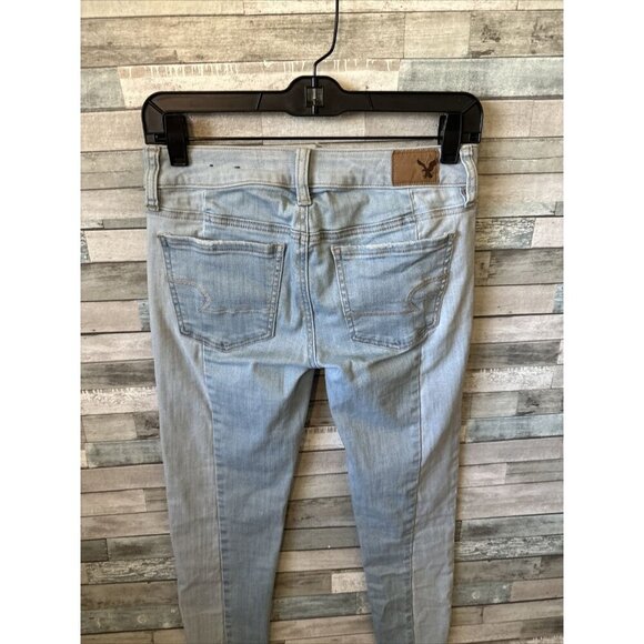 Women’s American Eagle Jegging Crop Jeans Light Wash Size 2 - Picture 5 of 15